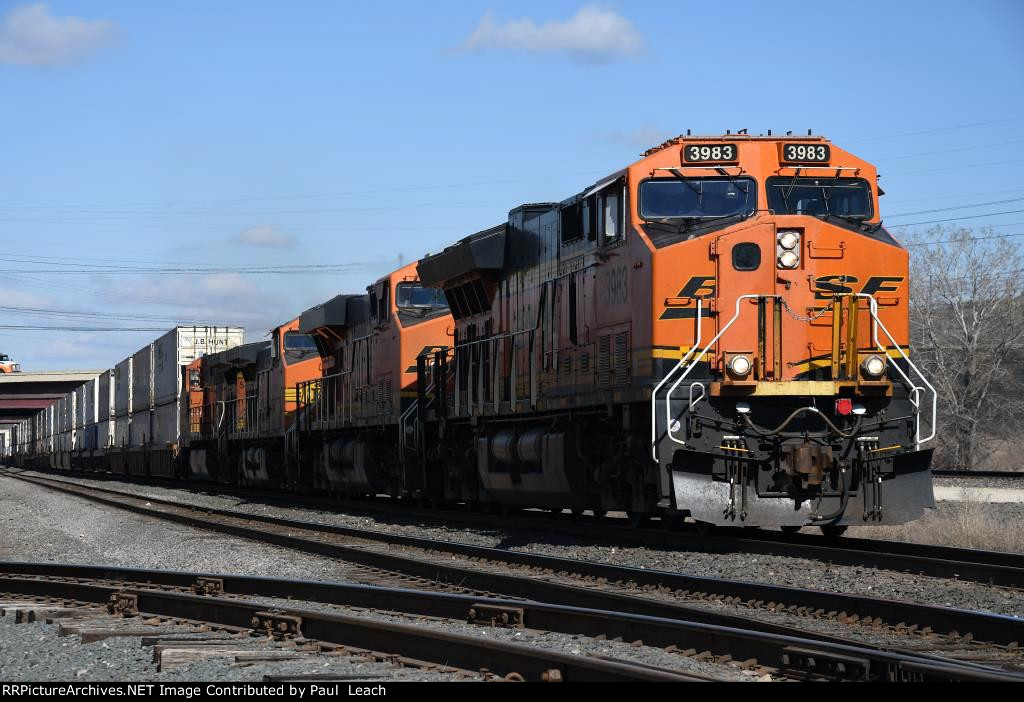 Intermodal cruises east